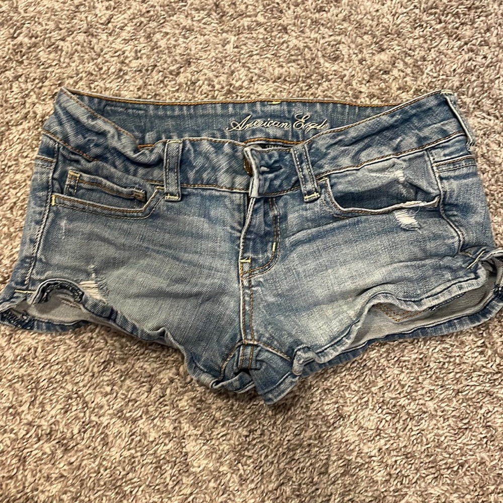 Size 2 American Eagle shorts